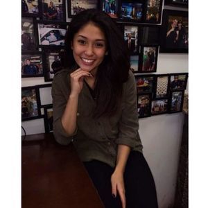 Meet your Posher, Rina